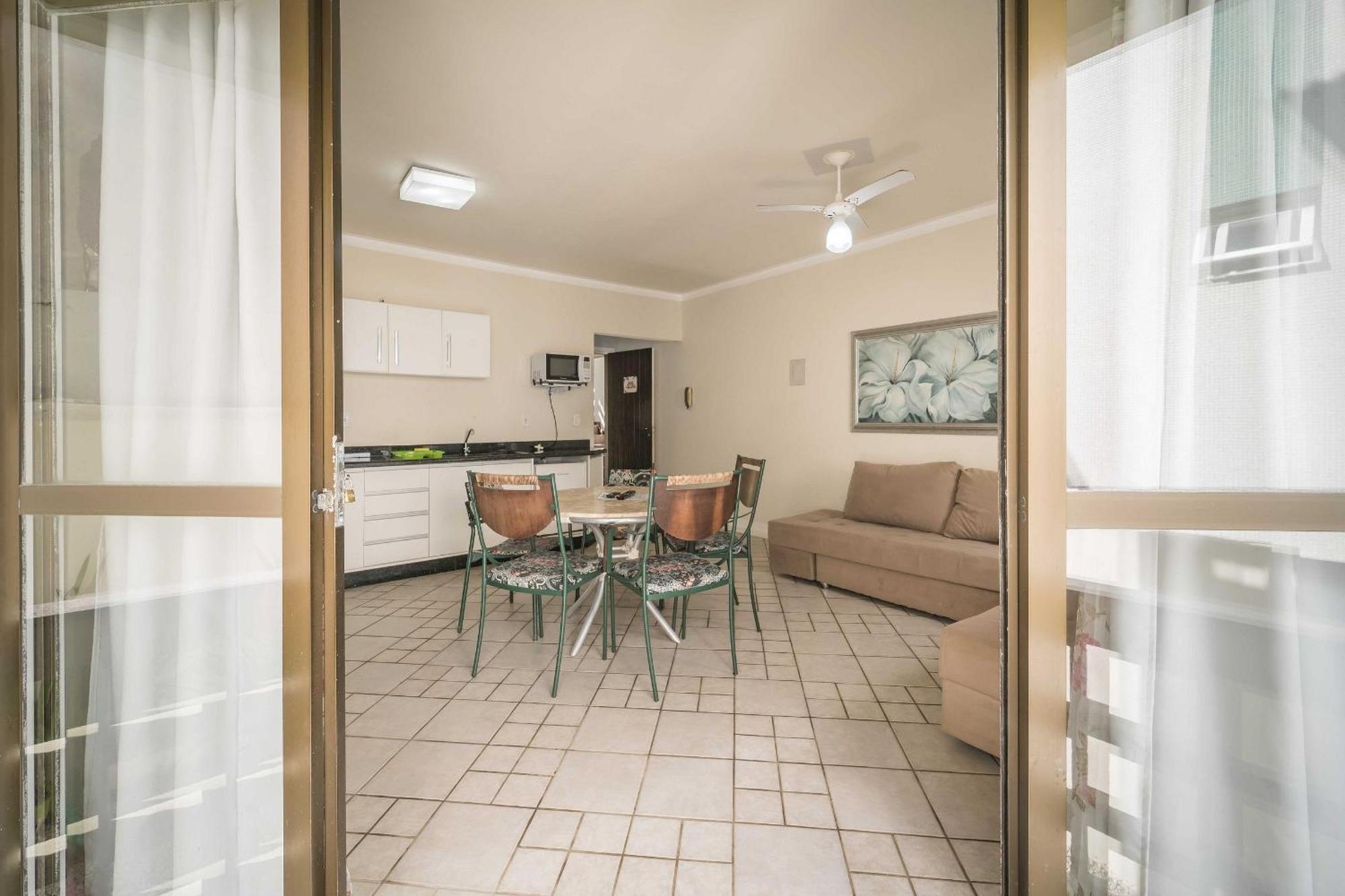Apartamento Em 4 Ilhas Apartment Бомбиняс Екстериор снимка